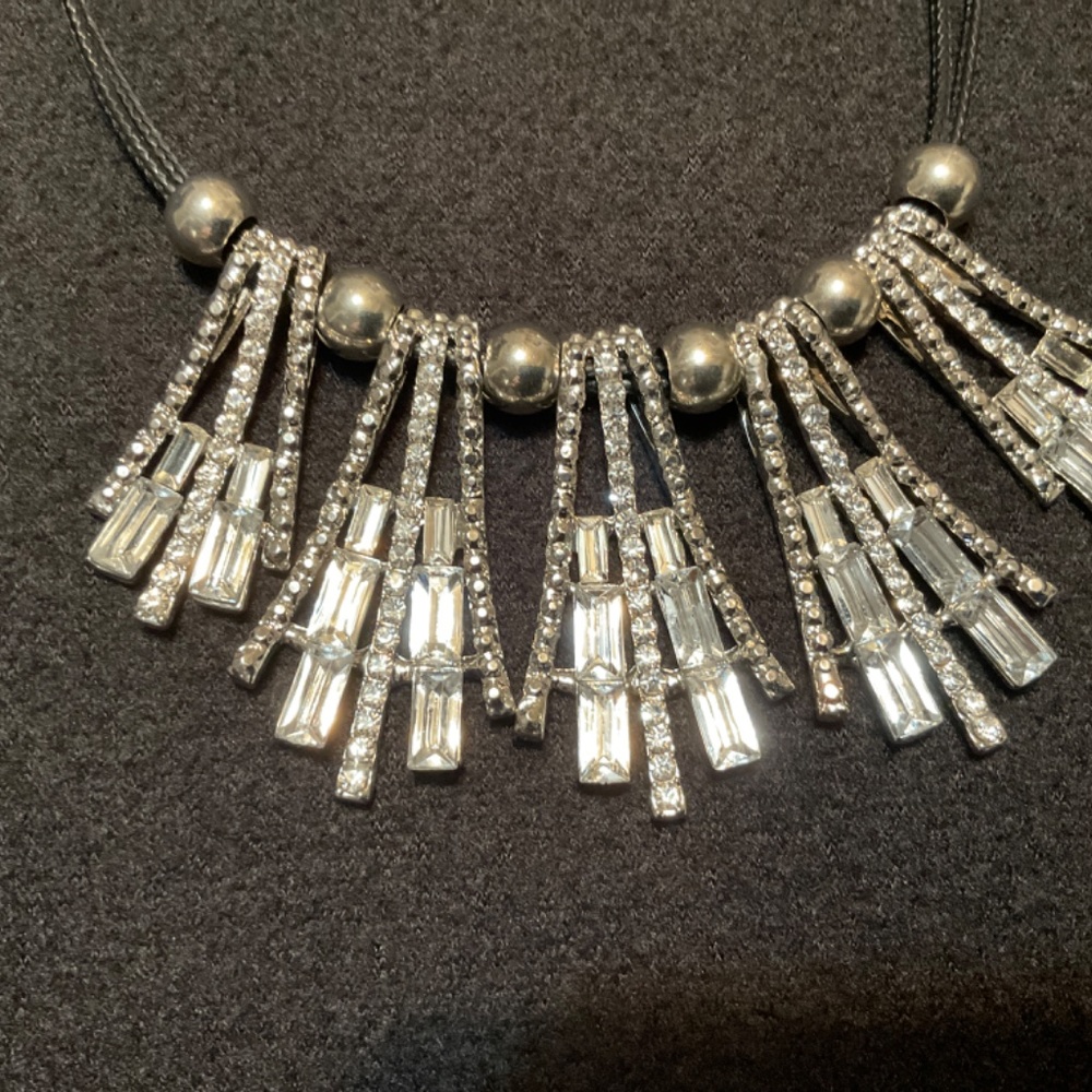 Statement necklace - Picture 2 of 3